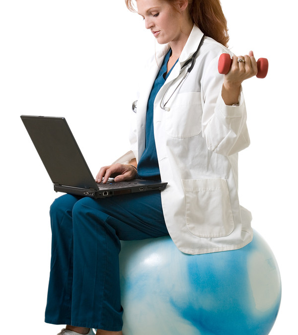 10 Great Free Fitness Apps for Busy Nurses